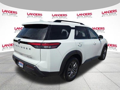 2024 Nissan Pathfinder SV 4WD