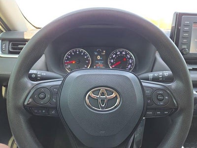 2019 Toyota RAV4 LE FWD (GS)