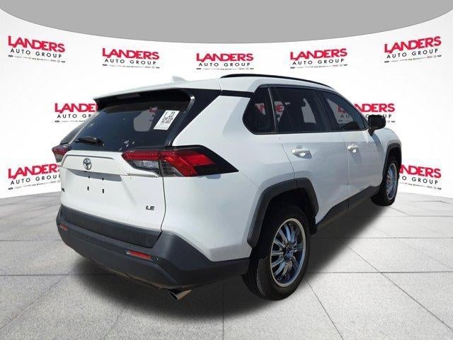 2019 Toyota RAV4 LE FWD (GS)