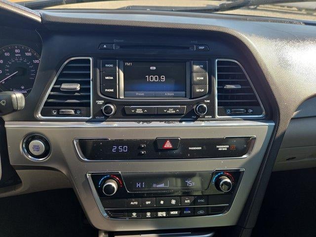 2016 Hyundai SONATA Hybrid 4dr Sdn SE