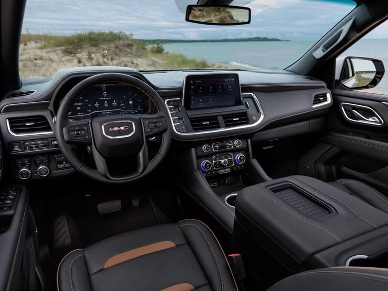 2024 Yukon Interior Features